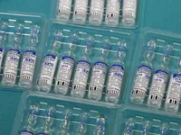 Nga cập nhật vaccine chống các biến thể COVID-19