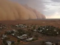 Bão bụi kinh hoàng nhấn chìm vùng Tây Bắc Queensland, Australia