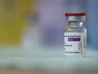 Vaccine COVID-19 của AstraZeneca an toàn cho mọi người trưởng thành