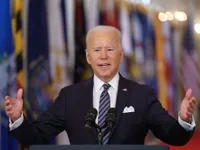 Tổng thống Mỹ Joe Biden chỉ đạo tăng tốc tiêm chủng