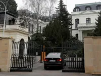 CH Czech trục xuất tất cả nhân viên Đại sứ quán Nga tại Praha
