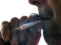 Hương vị bạc hà trong thuốc lá có thể gia tăng tác dụng của nicotine