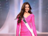 Khoảnh khắc Khánh Vân lọt top 21 Miss Universe 2020