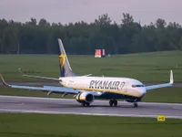 Belarus buộc máy bay Ryanair chuyển hướng, cộng đồng quốc tế phản ứng mạnh mẽ