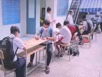 Học sinh, giáo viên TP Hồ Chí Minh phải khai báo y tế sau kỳ nghỉ lễ