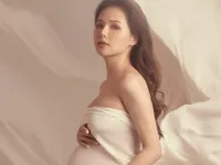 Bà bầu Phanh Lee tiết lộ hạnh phúc giản đơn