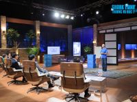 Shark Tank Việt Nam: 3 Shark 'đổ xô' đề nghị đầu tư vào mô hình cho thuê kho cá nhân