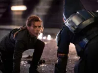 Black Widow kiếm được 60 triệu USD trên Disney Plus