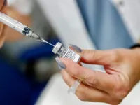 Israel cho phép tiêm tăng cường vaccine mũi thứ 3