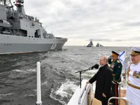Nga long trọng tổ chức duyệt binh vinh danh Ngày Hải quân 2021