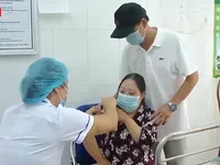 Hà Nội ưu tiên tiêm vaccine cho đối tượng chính sách, đồng bào dân tộc thiểu số