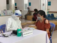 Phụ nữ mang thai khi tiêm vaccine ngừa COVID-19 cần lưu ý những gì?