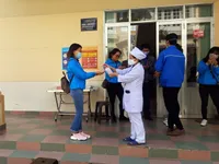 Man attacks hospital guard after being asked to wear face mask