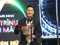 VTV Awards 2021: Mạnh Trường và Hồng Diễm nhận giải Nam - Nữ diễn viên ấn tượng