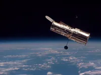 Kính viễn vọng Hubble chính thức phá kỷ lục về thời gian ở ngoài vũ trụ