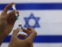 Israel cho phép tiêm liều thứ tư vaccine COVID-19