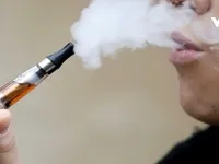 Trung Quốc cấm bán thuốc lá điện tử cho thanh thiếu niên