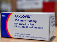 Mỹ xem xét lại thuốc COVID-19 Paxlovid của Pfizer cho những bệnh nhân có nguy cơ thấp hơn