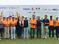 More than 2.3 billion VND raised at 'Swing for the Kids' golf charity tournament