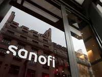 Sanofi nâng triển vọng lợi nhuận khi doanh số bán thuốc Dupixent tăng 43%