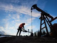 Đằng sau động thái cắt giảm sản lượng của OPEC+