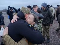 Nga và Ukraine tiến hành trao đổi tù nhân