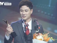 Thanh Sơn thắng giải Diễn viên nam ấn tượng của VTV Awards 2022: 'Tôi đã nhiều lần mơ cầm chiếc cup này'
