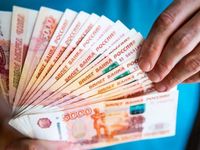 Đồng Ruble chạm mức thấp nhất so với USD kể từ cuối tháng 4/2022