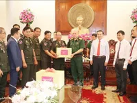 Cambodian delegations pay Tet visits to Vietnamese localities