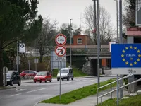 Italy đình chỉ Hiệp ước Schengen, kiểm soát biên giới với Slovenia