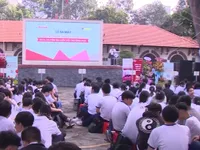 Dự án Hỗ trợ tâm lý học đường - Đưa chuyên gia đến với trường học