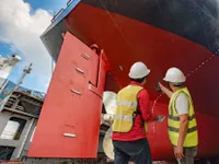 H&agrave;n Quốc thu h&uacute;t lao động nhập cư cho ng&agrave;nh đ&oacute;ng t&agrave;u