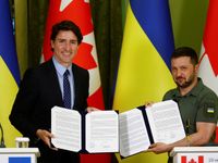 Canada viện trợ quân sự cho Ukraine