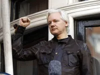 Nhà sáng lập WikiLeaks đưa ra kháng cáo cuối cùng