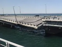 Cầu Crimea mở cửa trở lại một phần sau vụ tấn công