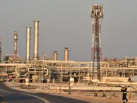 Saudi Arabia tăng giá bán dầu