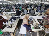 Ng&agrave;nh dệt may Pakistan lao đao, h&agrave;ng ngh&igrave;n c&ocirc;ng nh&acirc;n bị sa thải