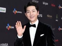 Song Joong Ki và loạt sao hạng A xác nhận tham dự LHP Busan 2023