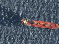 Houthi cảnh báo tiếp tục đánh chìm tàu Anh