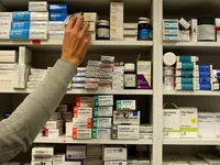 Anh đối mặt với t&igrave;nh trạng thiếu thuốc chữa bệnh ng&agrave;y c&agrave;ng tồi tệ