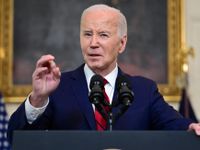 Tổng thống Joe Biden ký ban hành luật viện trợ gần 61 tỷ USD cho Ukraine