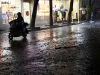 Thời tiết cực đoan ảnh hưởng 9 thành phố ở Trung Quốc
