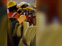 Hành khách kể lại khoảnh khắc kinh hoàng bên trong máy bay gặp nhiễu động của Singapore Airlines