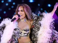 Lý do Jennifer Lopez, Justin Timberlake, Bad Bunny chật vật bán vé concert