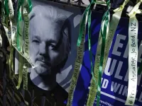 Nhà sáng lập WikiLeaks Julian Assange được tại ngoại sau khi nhận tội làm gián điệp