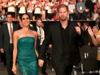 Sự nổi tiếng của vợ chồng Hoàng tử Harry - Meghan phụ thuộc vào Hollywood