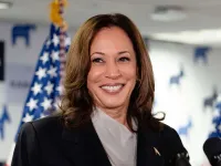 Bà Kamala Harris nhận đủ ủng hộ làm ứng cử viên đảng Dân chủ