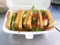 Fried tofu sandwich: A captivating street snack in Ho Chi Minh City