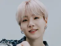 Vụ lái xe khi say rượu của Suga (BTS) gây ra rạn nứt trong cộng đồng người hâm mộ