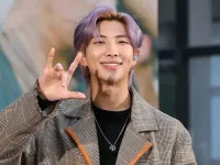 RM (BTS) chia sẻ cảm xúc khi bước sang tuổi 30